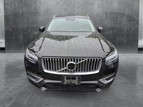 2022 Volvo XC90 T6 Inscription