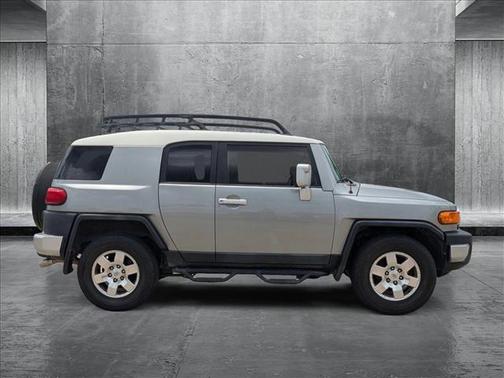 2010 Toyota FJ Cruiser Base