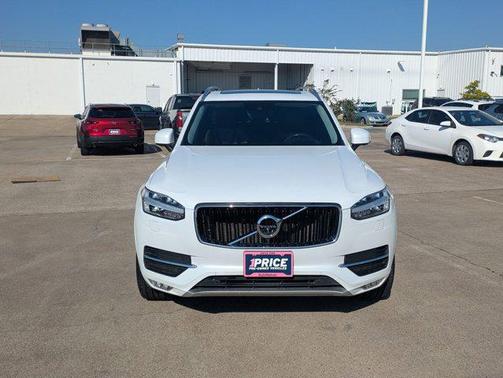 2019 Volvo XC90 T6 Momentum