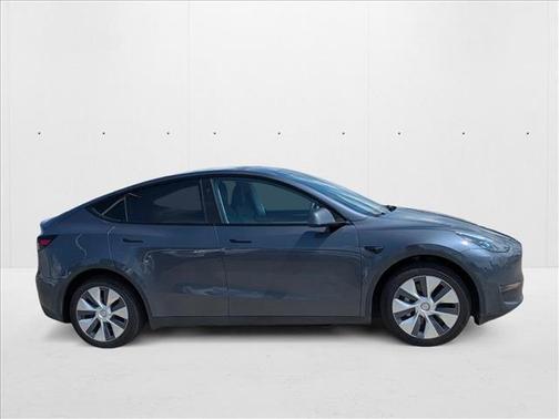 2023 Tesla Model Y RWD