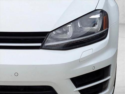 2017 Volkswagen Golf R 2.0T DSG