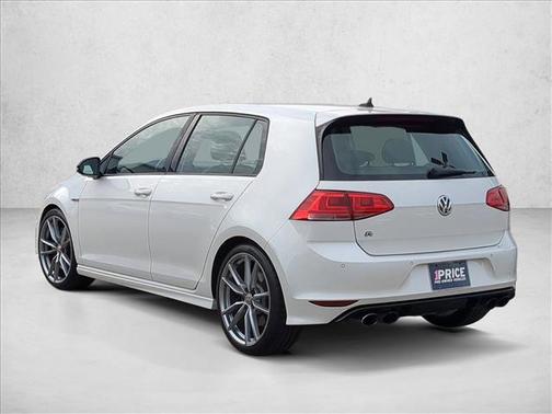 2017 Volkswagen Golf R 2.0T DSG