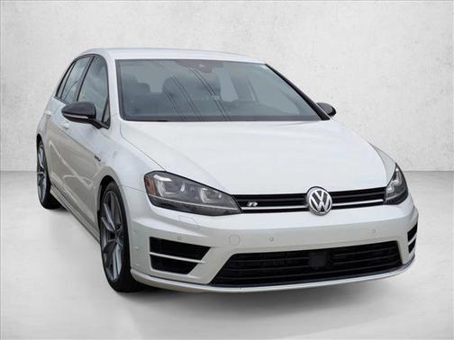 2017 Volkswagen Golf R 2.0T DSG