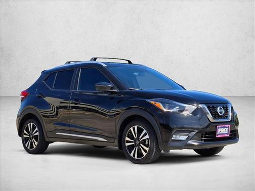 Super Black 2018 Nissan Kicks SR