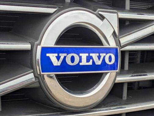 2016 Volvo XC60 T6 Drive-E