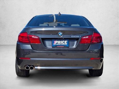 2011 BMW 528 528i