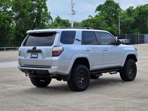 Classic Silver Metallic 2021 Toyota 4Runner TRD Off Road