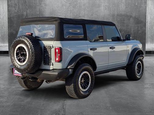 2022 Ford Bronco Badlands
