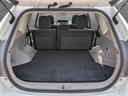 2016 Toyota Prius v Three
