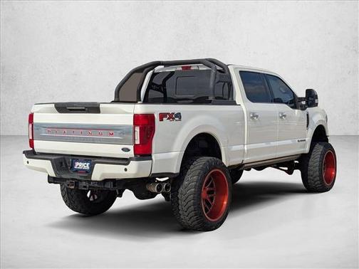 Star White Metallic Tri-Coat 2022 Ford F-250 Platinum