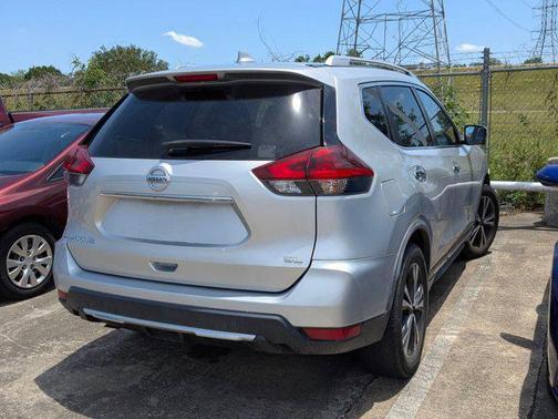 2018 Nissan Rogue SL
