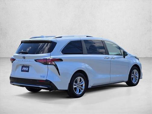 Wind Chill Pearl 2023 Toyota Sienna Limited