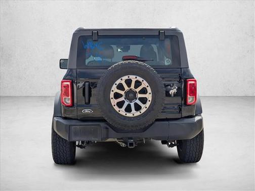 2021 Ford Bronco Base