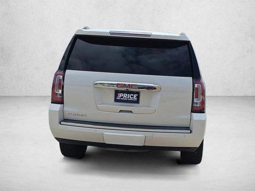 White Diamond Tricoat 2015 GMC Yukon Denali