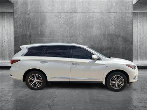 2016 INFINITI QX60 Base