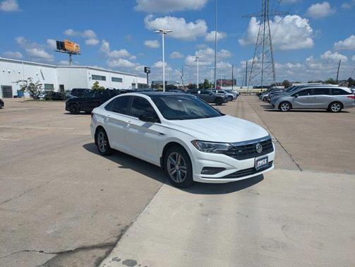 2019 Volkswagen Jetta 1.4T R-Line