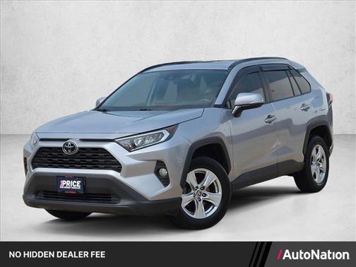 Silver Sky Metallic 2021 Toyota RAV4 XLE