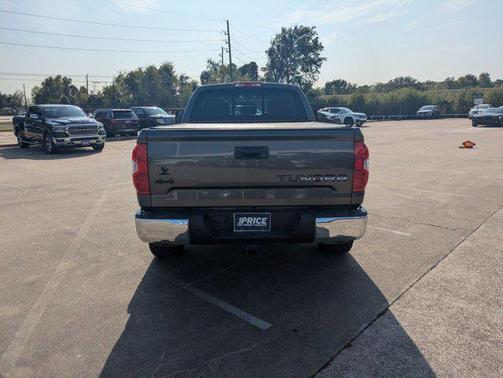 2014 Toyota Tundra SR5