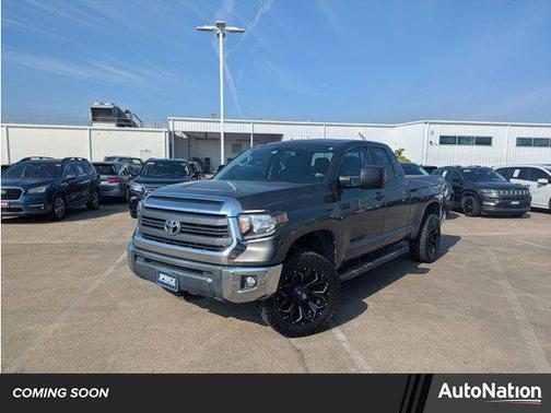 2014 Toyota Tundra SR5