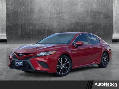 2020 Toyota Camry SE