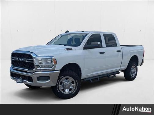 2021 RAM 2500 Tradesman Crew Cab 4x4 6'4' Box