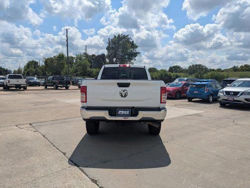2021 RAM 2500 Tradesman Crew Cab 4x4 6'4' Box