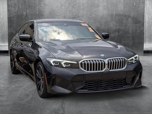 2023 BMW 330 330i