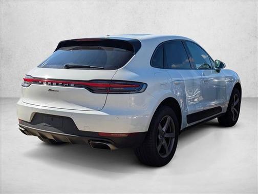 2021 Porsche Macan AWD