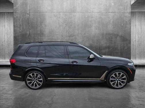 2020 BMW X7 M50i