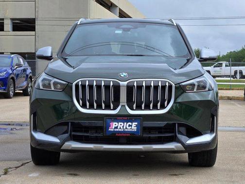 San Remo Green Metallic 2023 BMW X1 xDrive28i