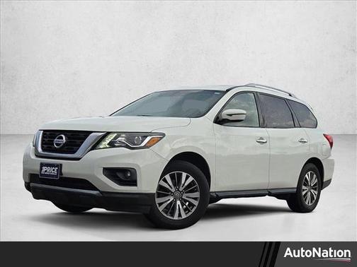 2018 Nissan Pathfinder SV
