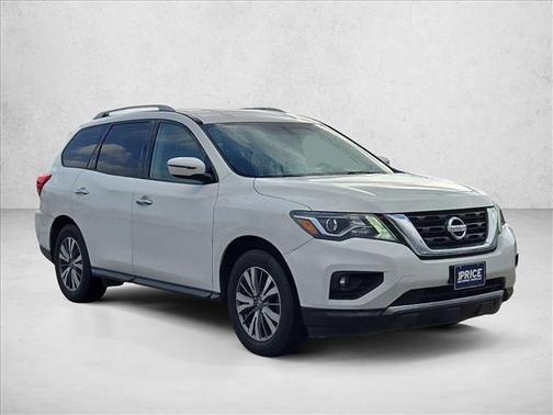 2018 Nissan Pathfinder SV