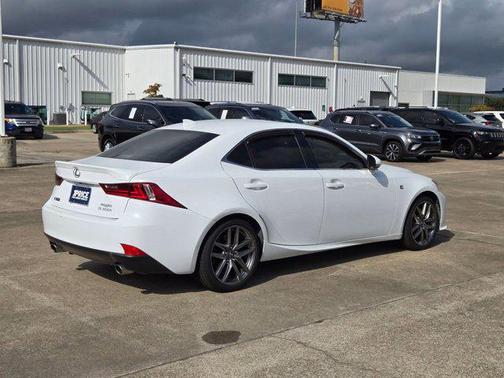 2016 Lexus IS 200t Base
