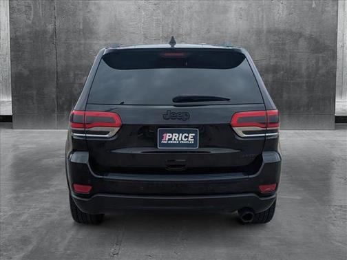 2018 Jeep Grand Cherokee Laredo E