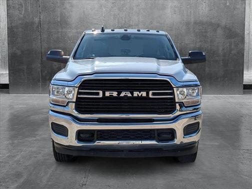 2019 RAM 3500 Big Horn Crew Cab 4x4 8' Box