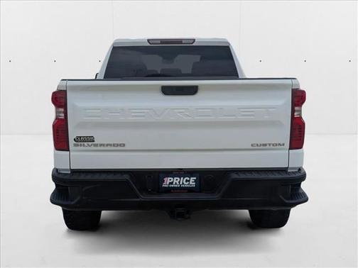 2022 Chevrolet Silverado 1500 Custom Trail Boss