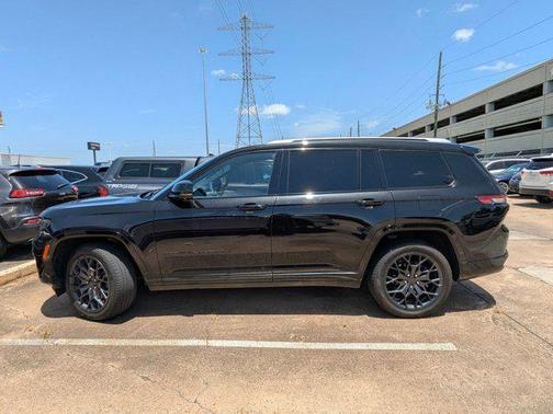 2023 Jeep Grand Cherokee L Summit Reserve