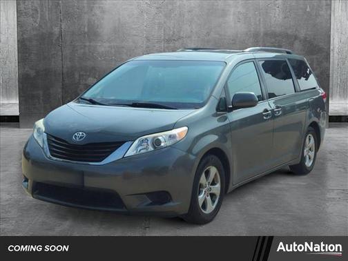 2013 Toyota Sienna LE