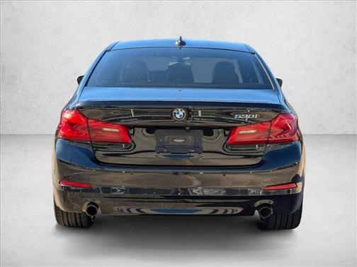2020 BMW 530 530i