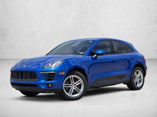 Sapphire Blue Metallic 2017 Porsche Macan Macan