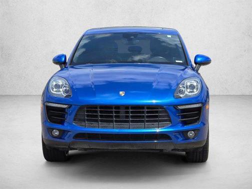 Sapphire Blue Metallic 2017 Porsche Macan Macan