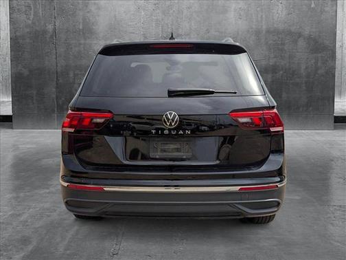 2024 Volkswagen Tiguan 2.0T S