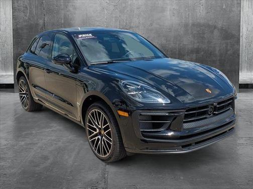 2025 Porsche Macan Base