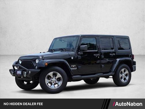 Black Clearcoat 2016 Jeep Wrangler Unlimited Sahara