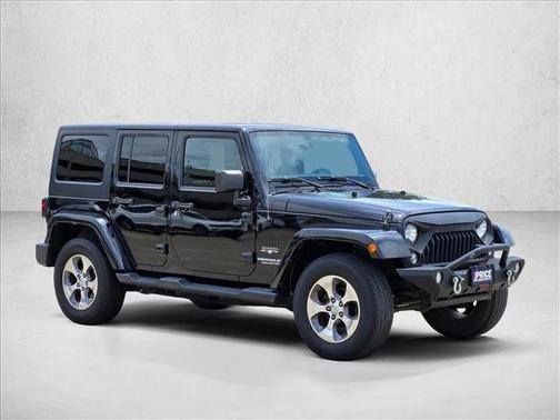 Black Clearcoat 2016 Jeep Wrangler Unlimited Sahara