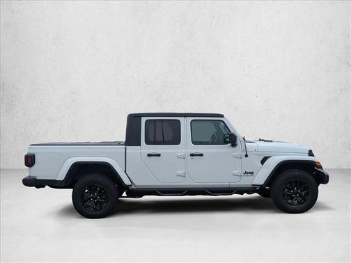 2022 Jeep Gladiator Altitude 4x4