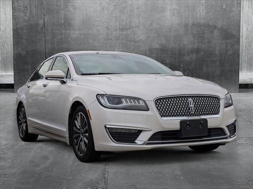2019 Lincoln MKZ Standard