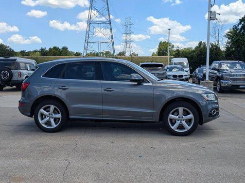 2017 Audi Q5 2.0T Premium Plus