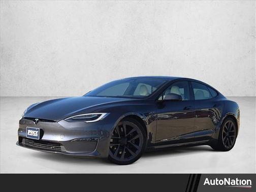 2022 Tesla Model S Plaid