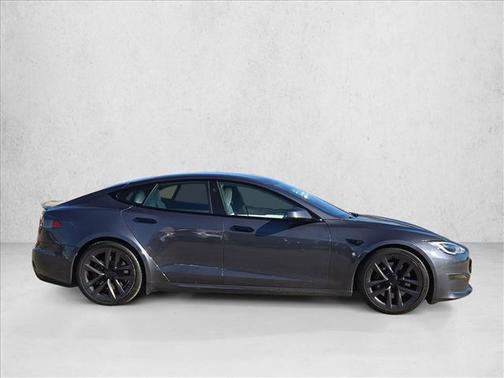 2022 Tesla Model S Plaid